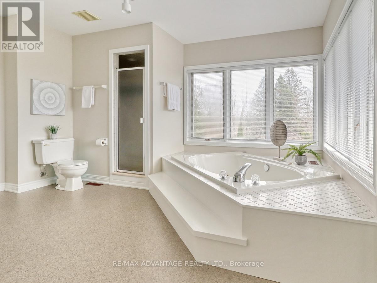 110 WHITEACRES DRIVE - 31