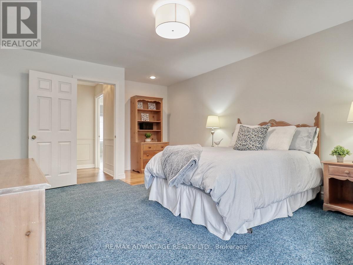 110 WHITEACRES DRIVE - 36