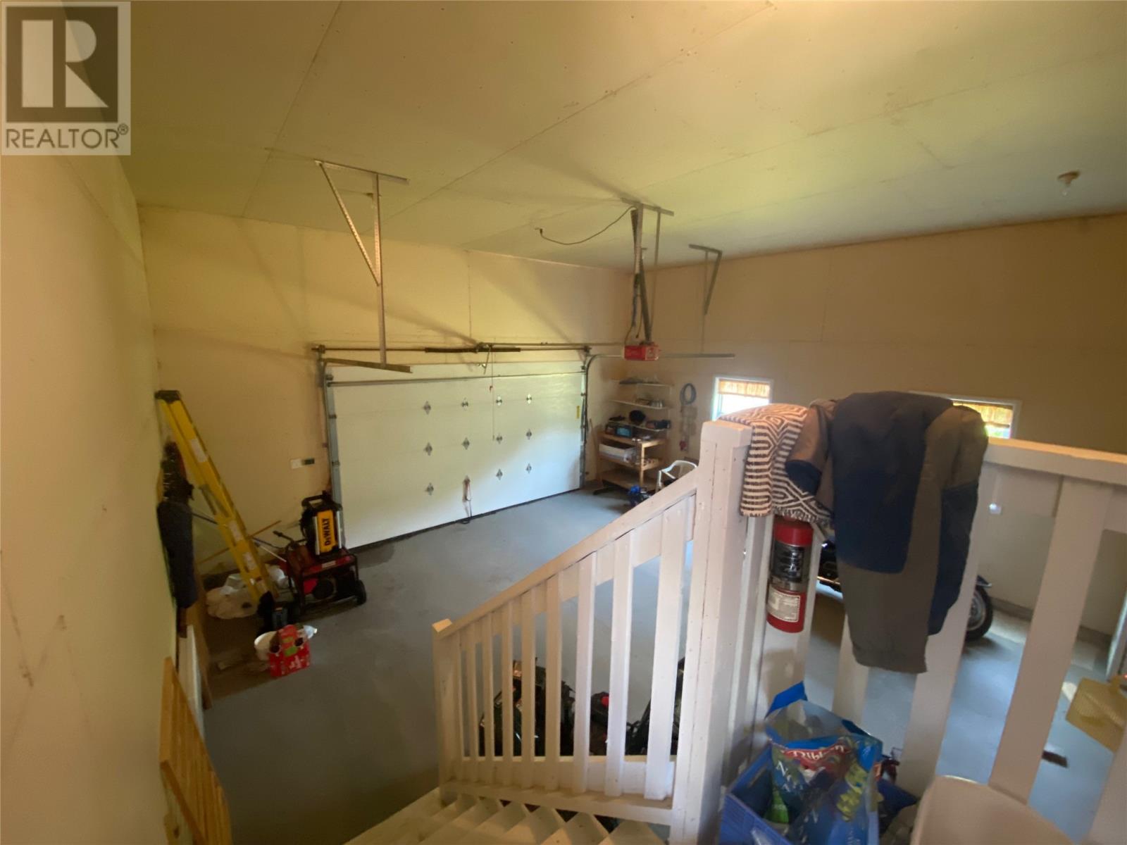 533 Main Road - 27