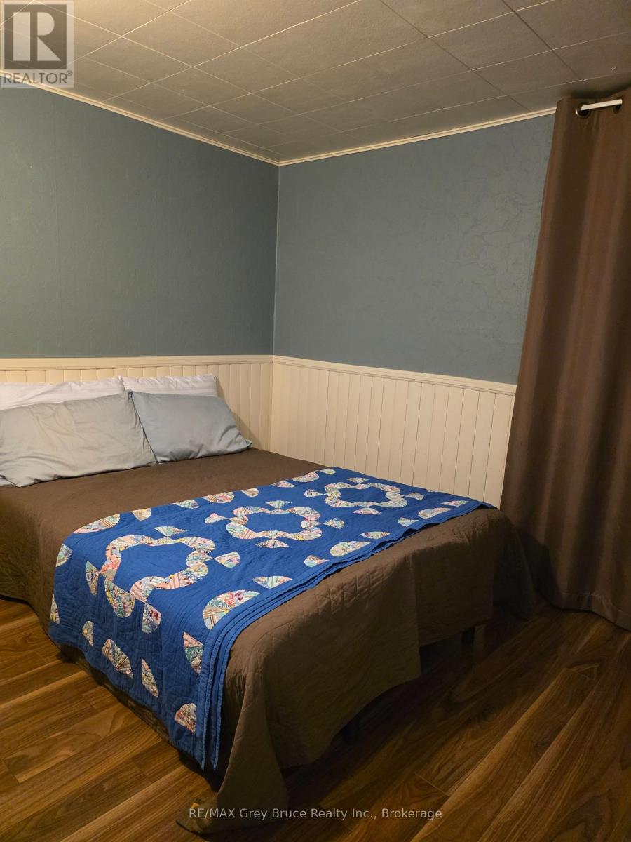 32 GARAFRAXA STREET - 24