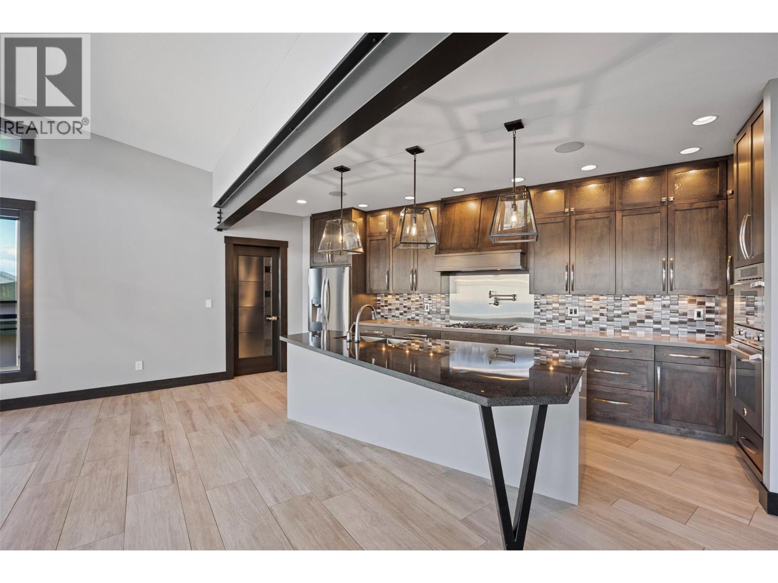 265 Holloway Drive - 17