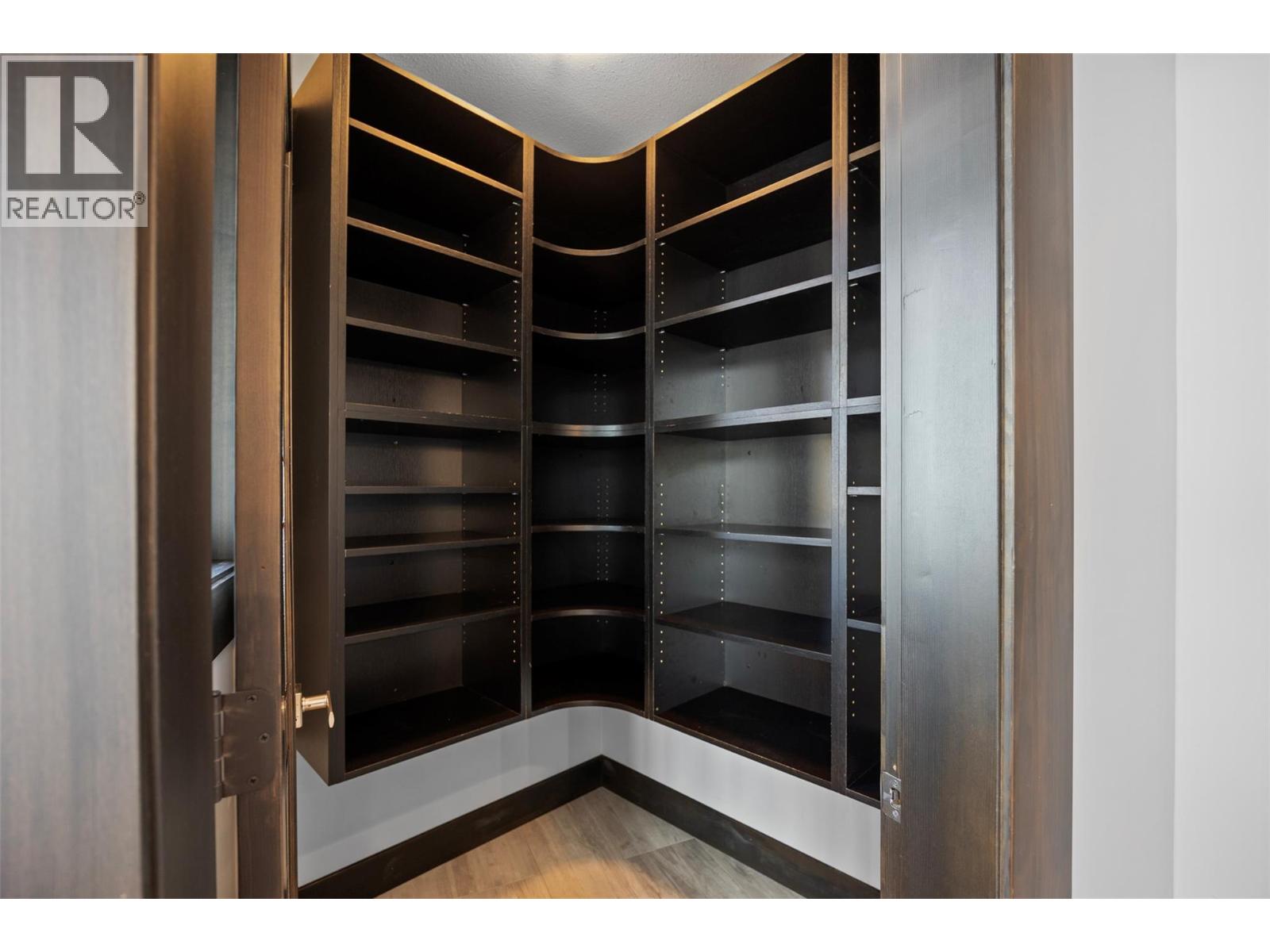 265 Holloway Drive - 22