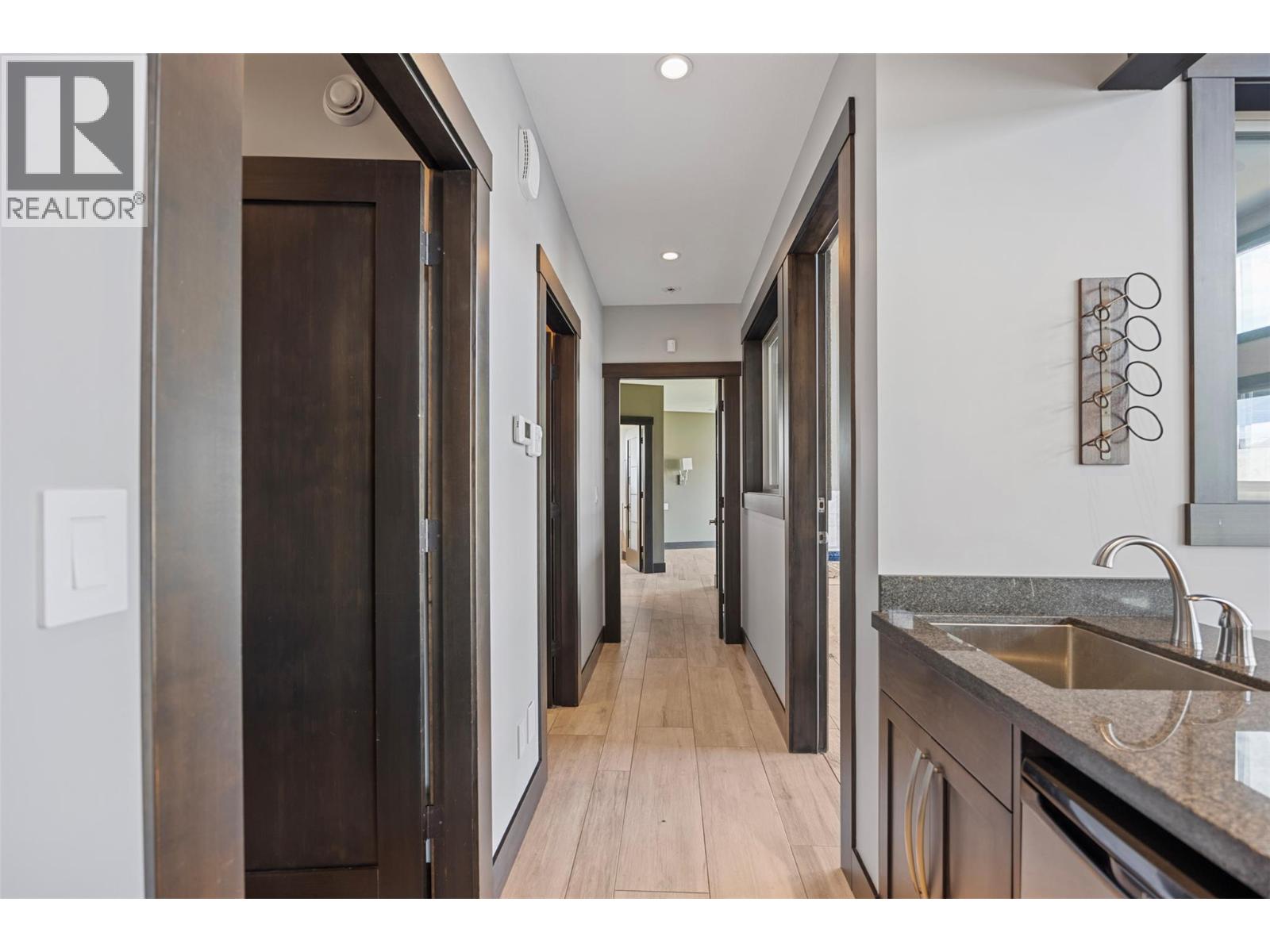 265 Holloway Drive - 28