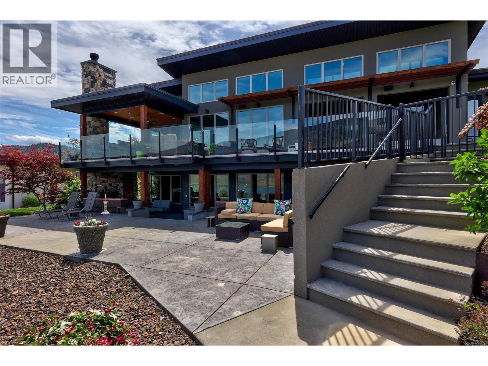 265 Holloway Drive - 4