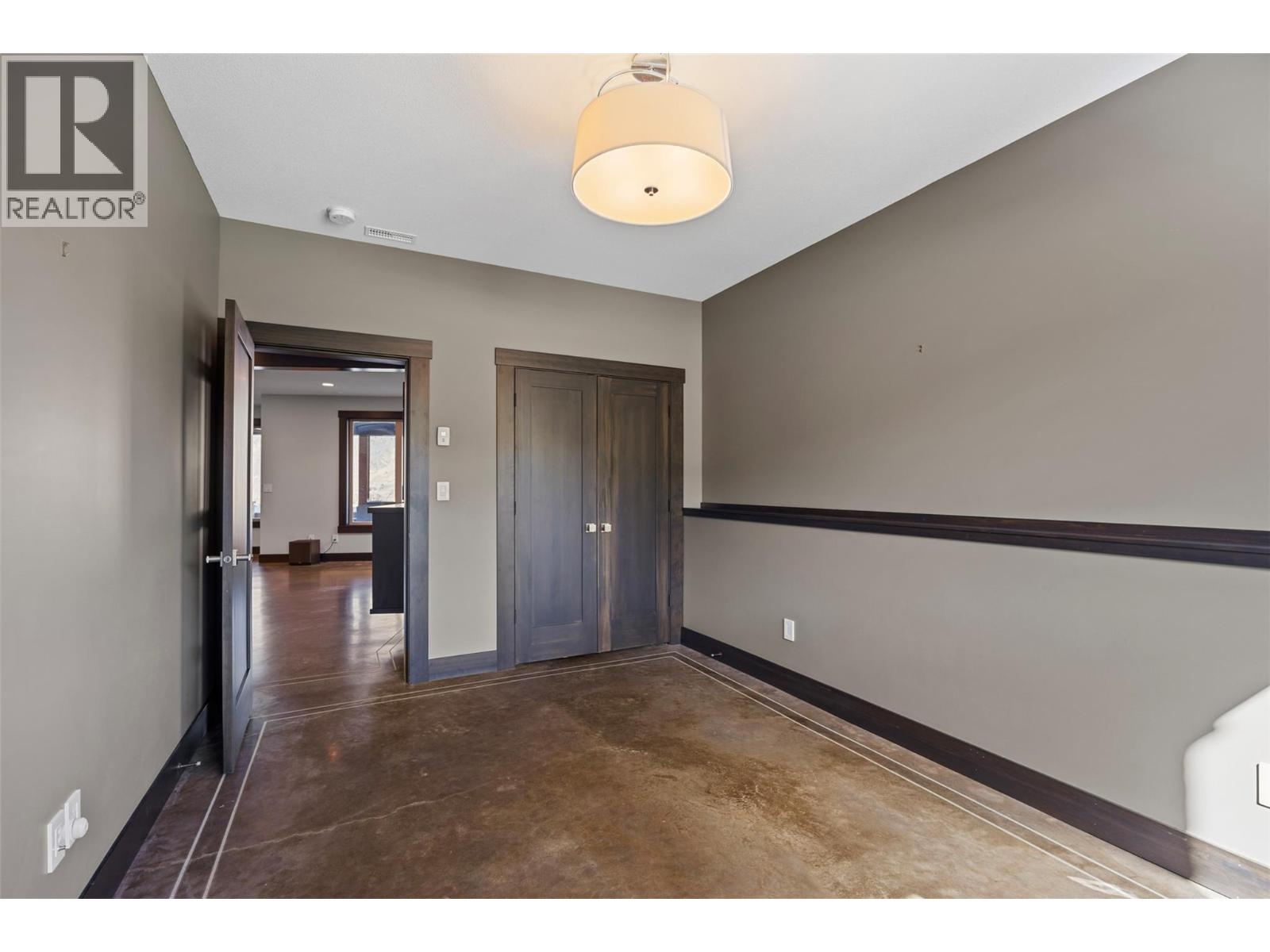 265 Holloway Drive - 64