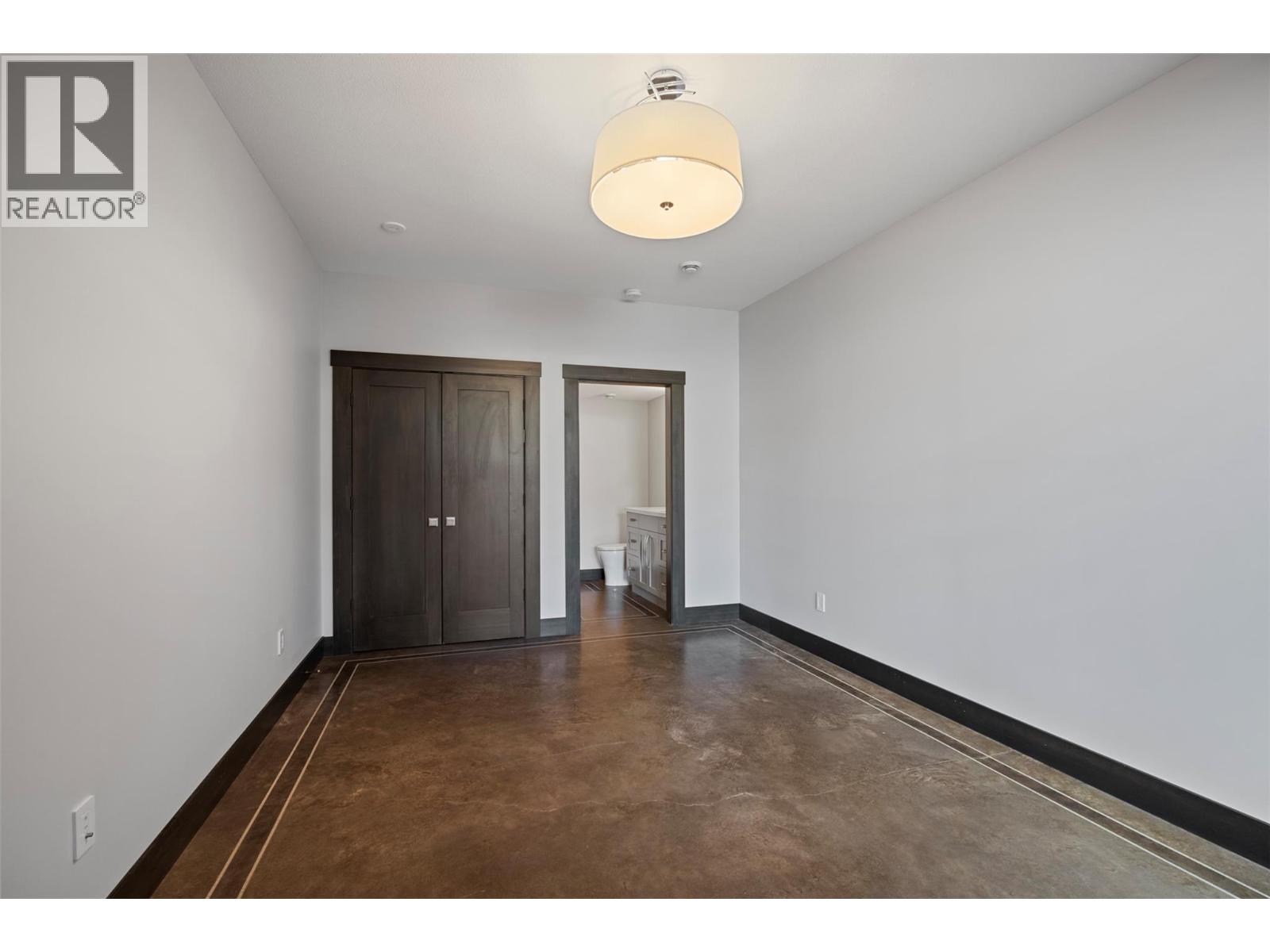 265 Holloway Drive - 72