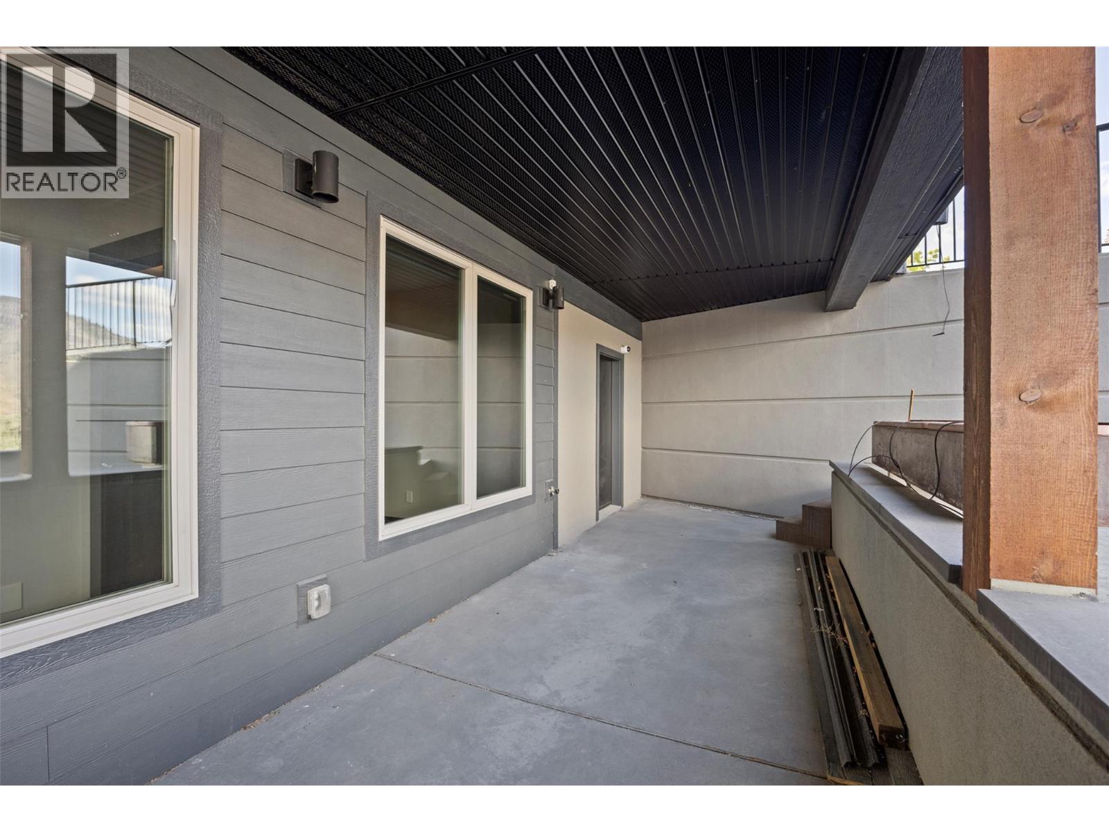 265 Holloway Drive - 77