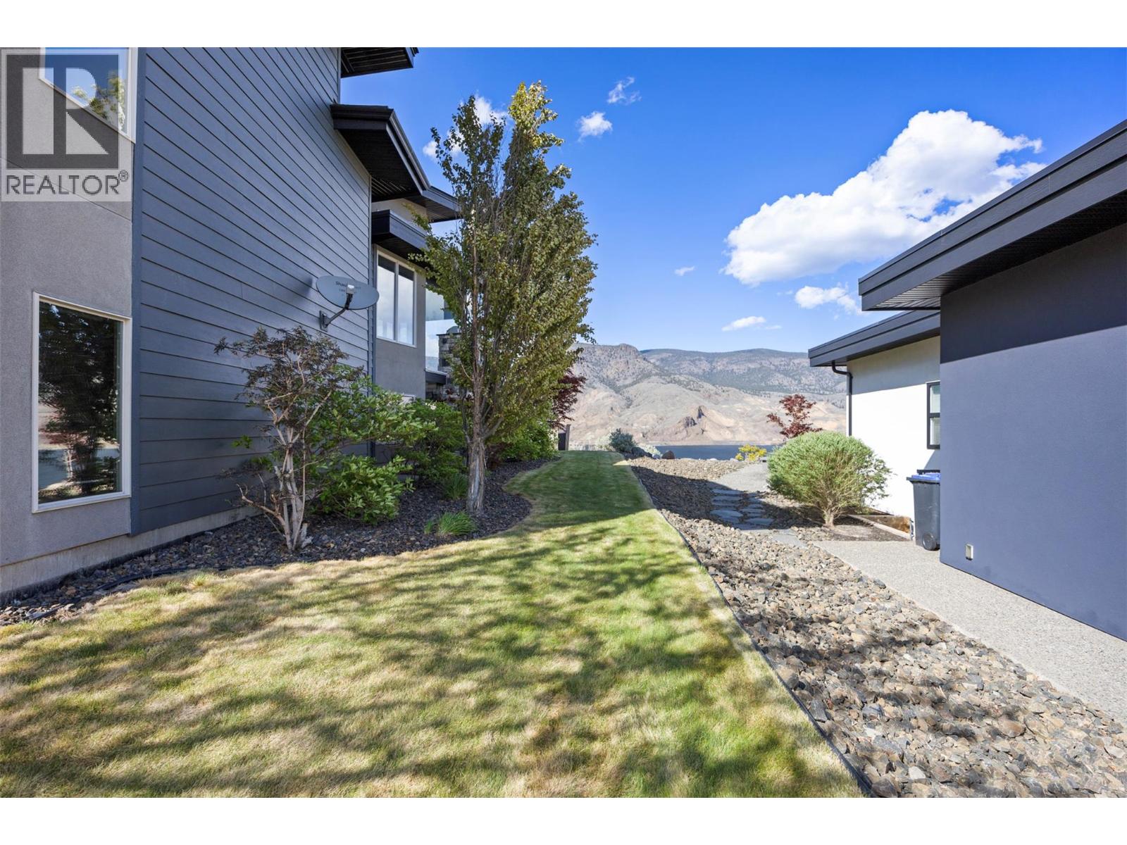 265 Holloway Drive - 90
