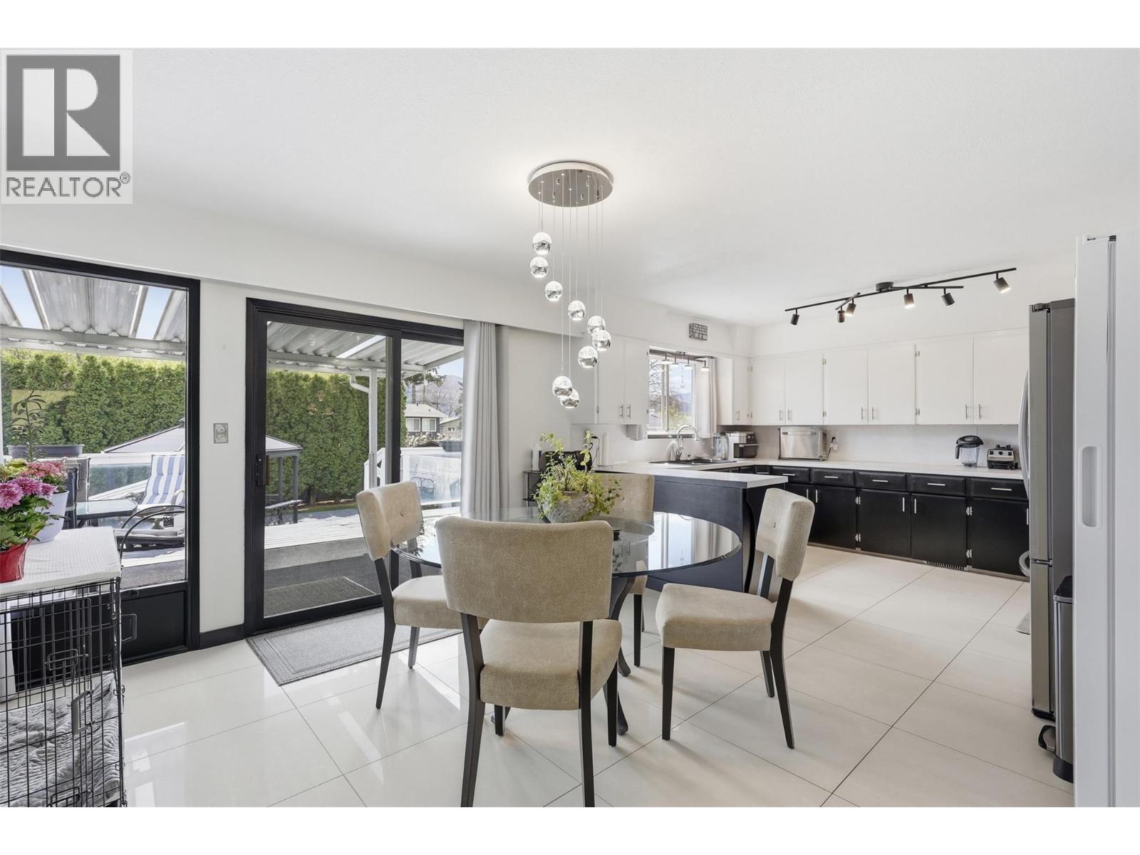 2165 Ponderosa Avenue - 13