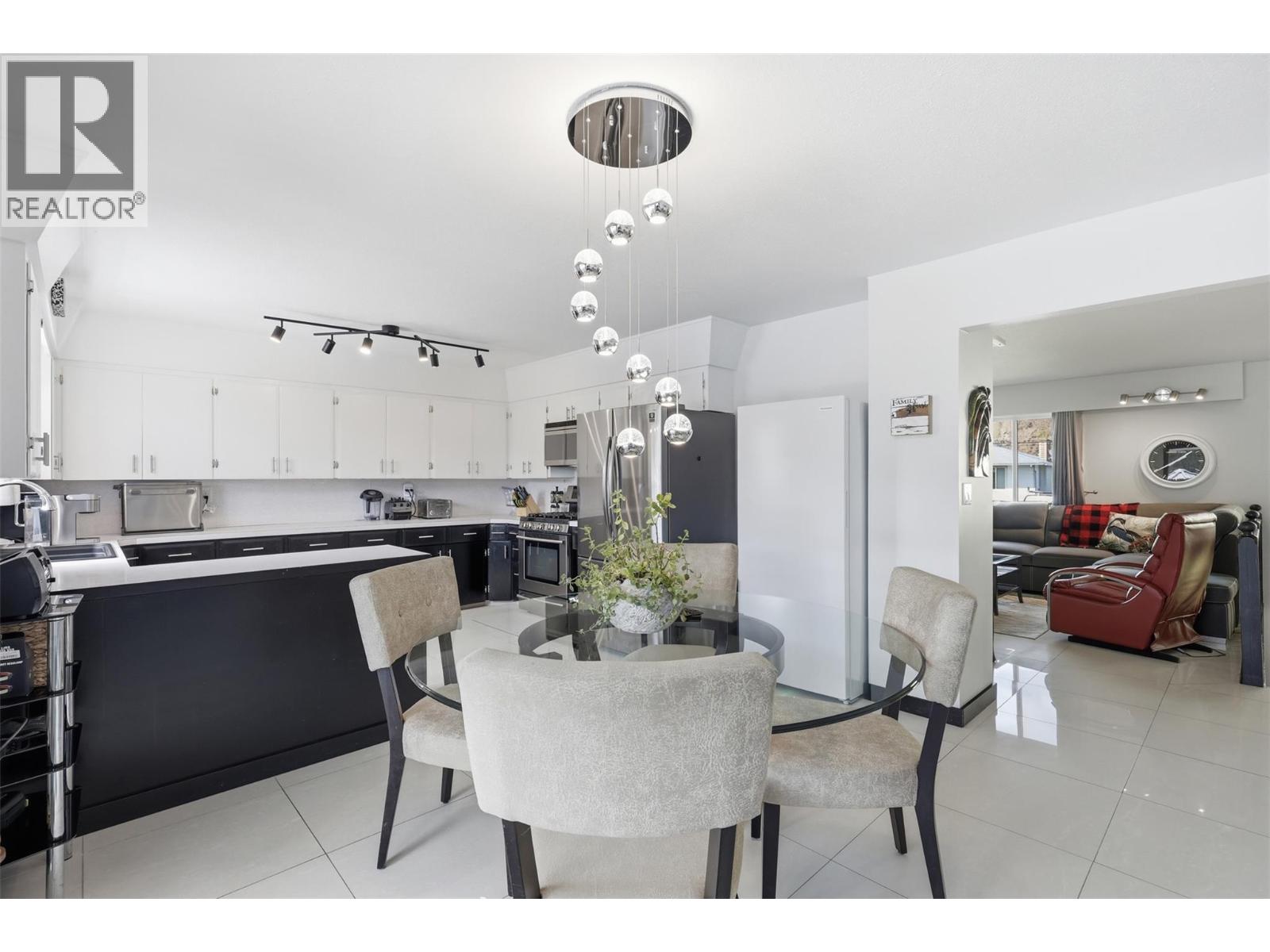 2165 Ponderosa Avenue - 14