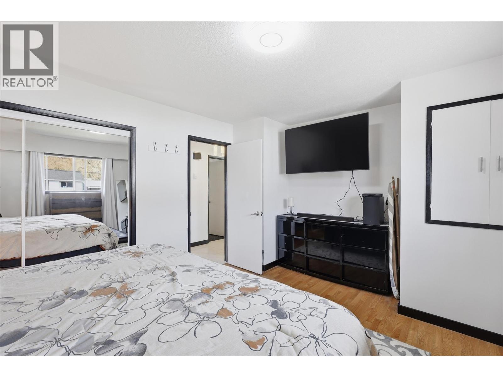 2165 Ponderosa Avenue - 24