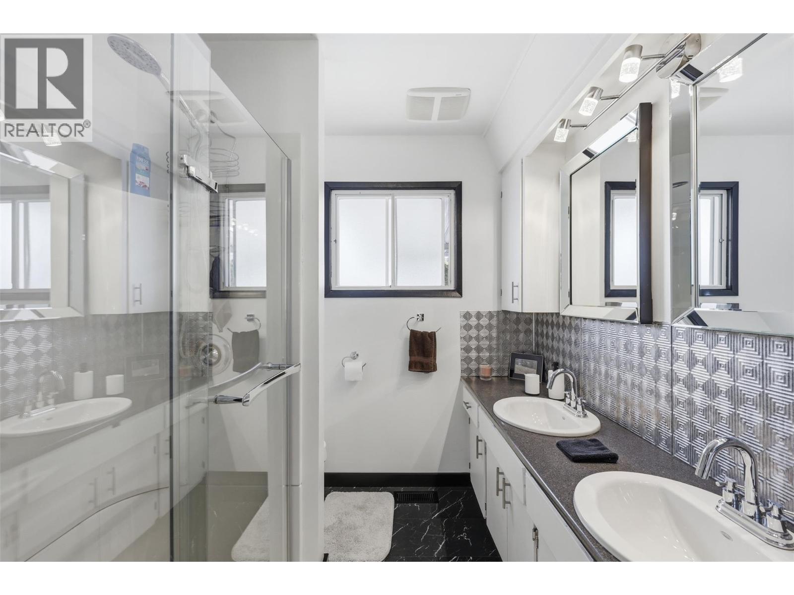 2165 Ponderosa Avenue - 28