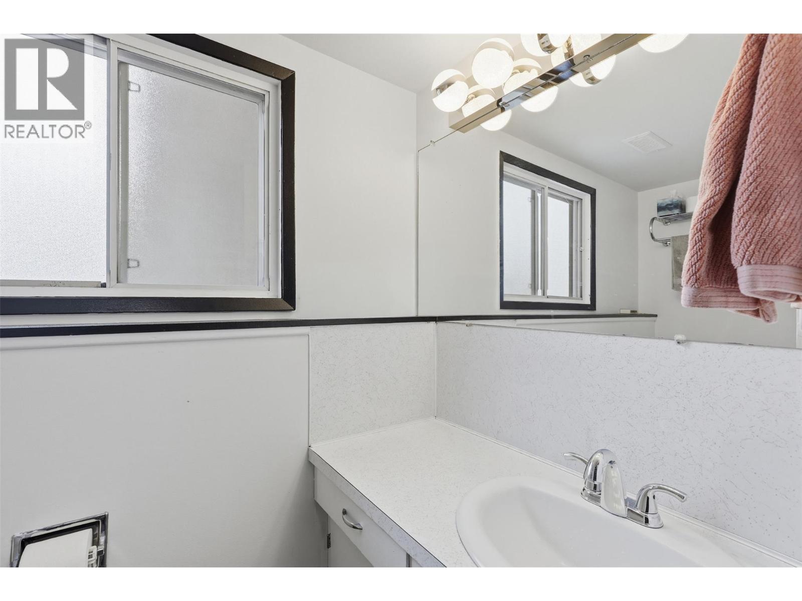 2165 Ponderosa Avenue - 44