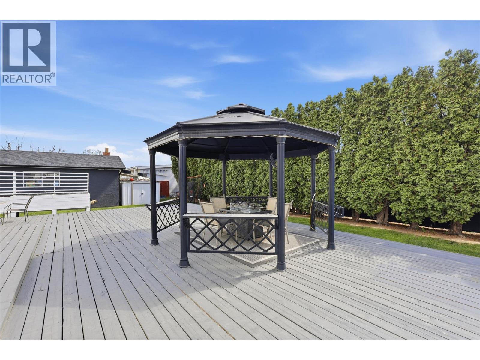 2165 Ponderosa Avenue - 54