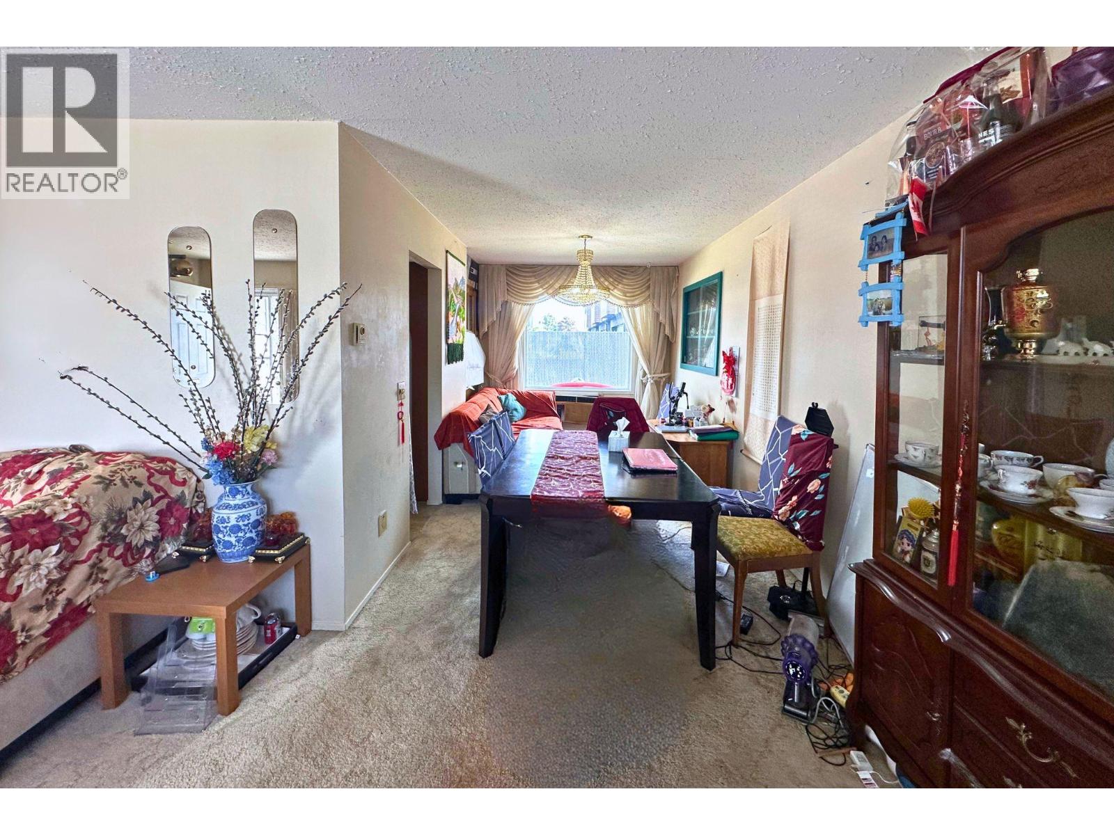  1456 Springfield Road, Kelowna