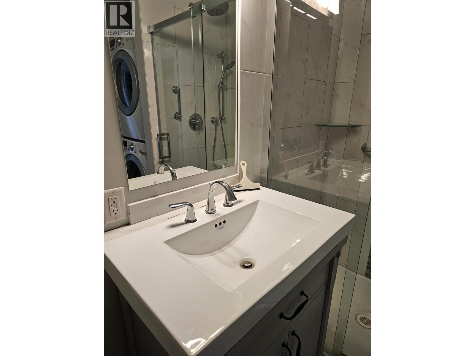 4350 50 Street NE — photo 37