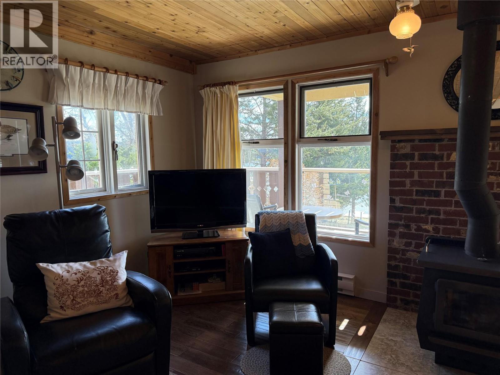 5008 Lauder Road - 8