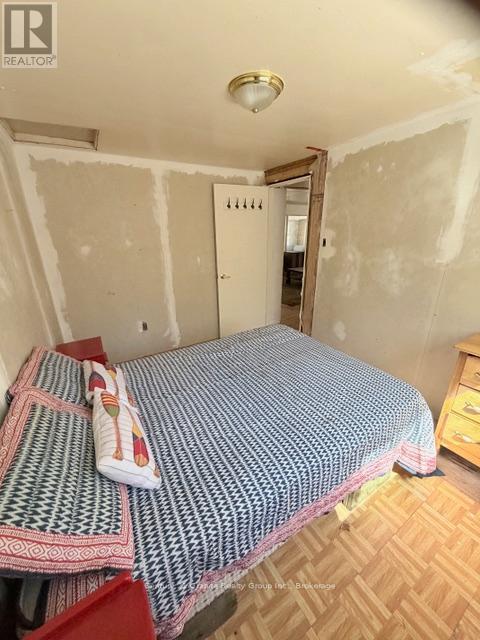1464 BUCKSLIDE ROAD — photo 9