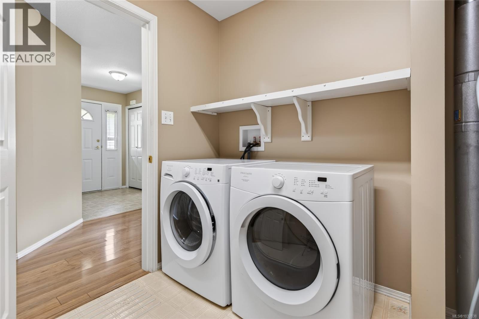 #8 1855 Willemar Ave - 29