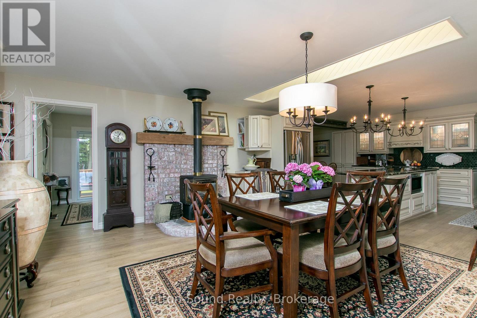 7 SANDY PINES TRAIL - 12