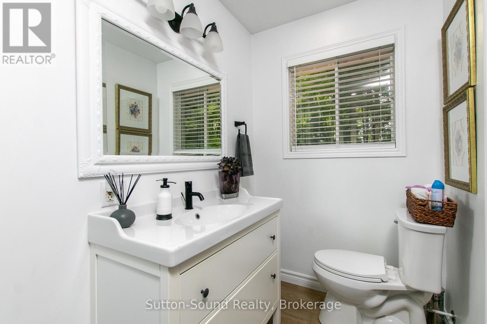 7 SANDY PINES TRAIL - 25