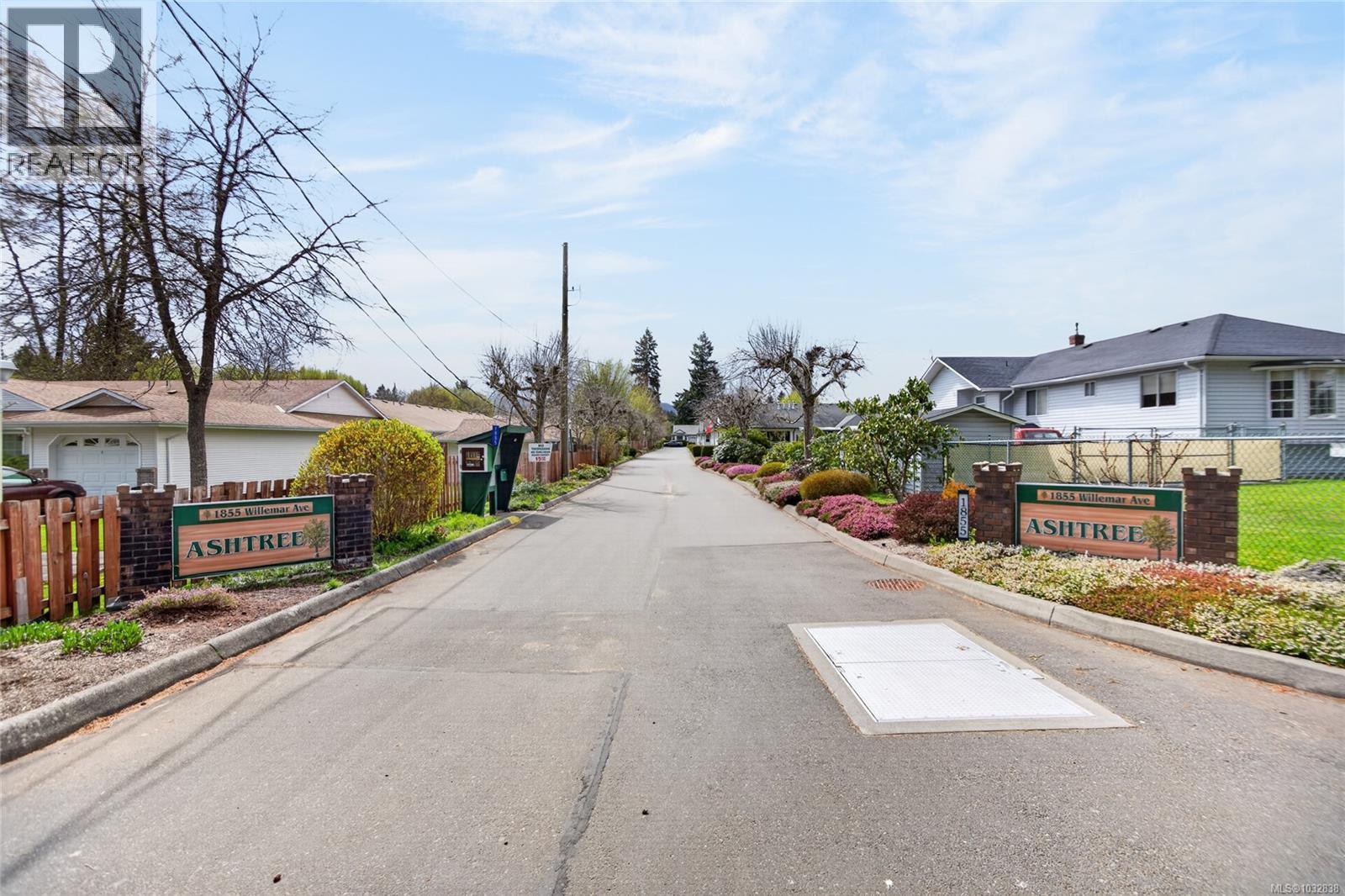 #8 1855 Willemar Ave - 40