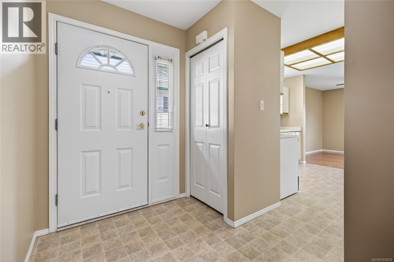 #8 1855 Willemar Ave - 8