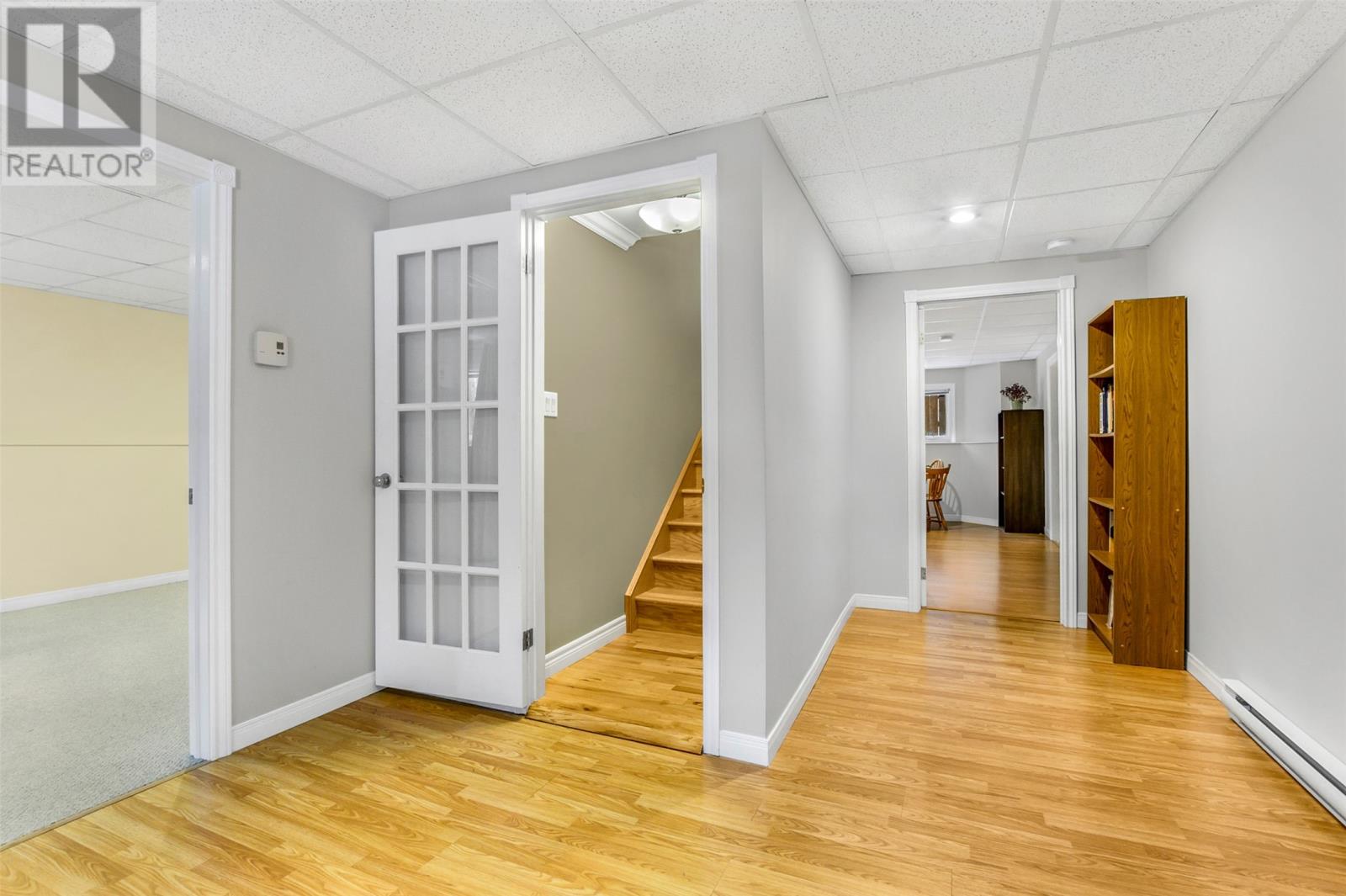 23 Stenlake Crescent - 36