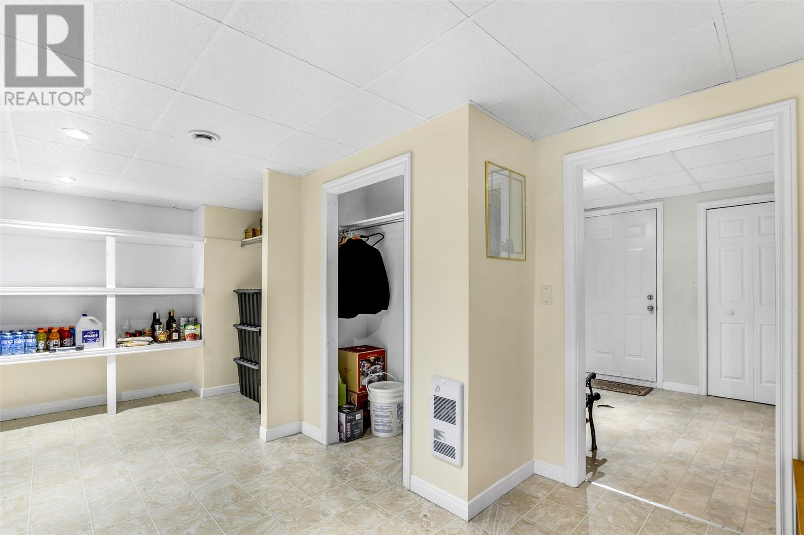 23 Stenlake Crescent - 41