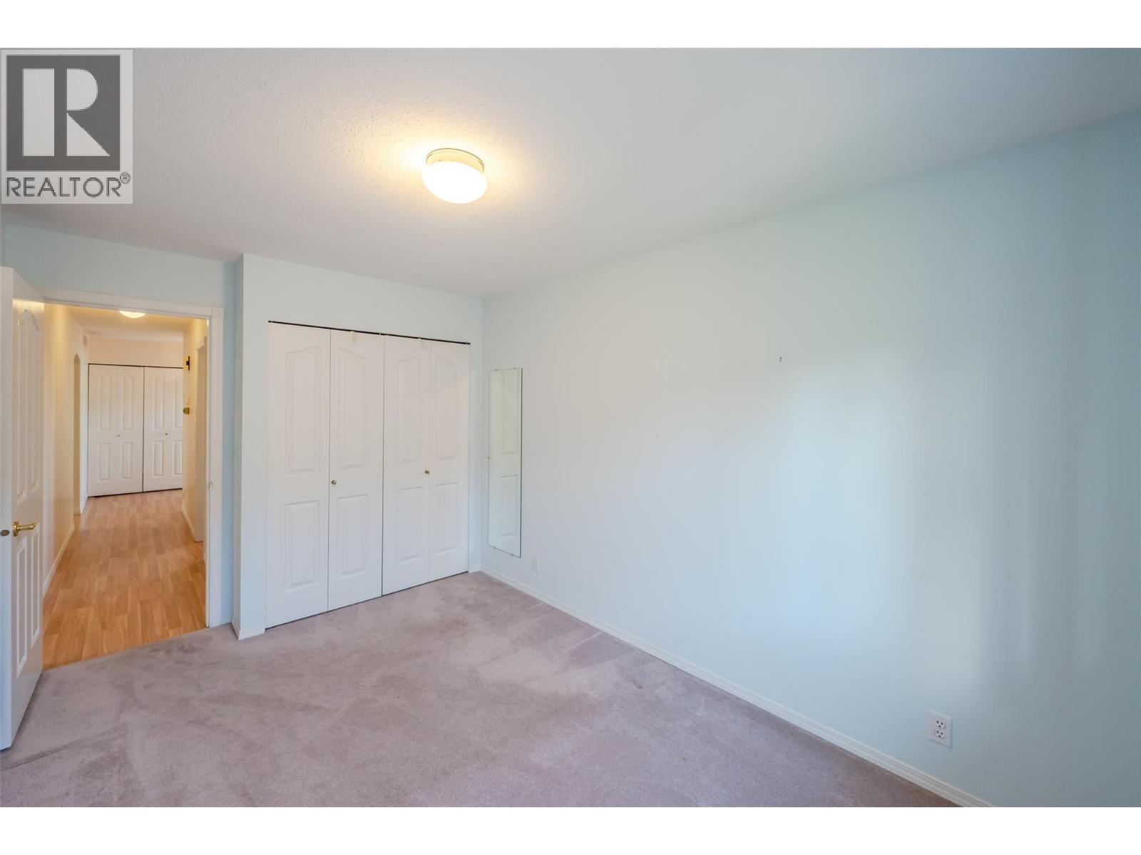 5001 Weldon Avenue, Summerland