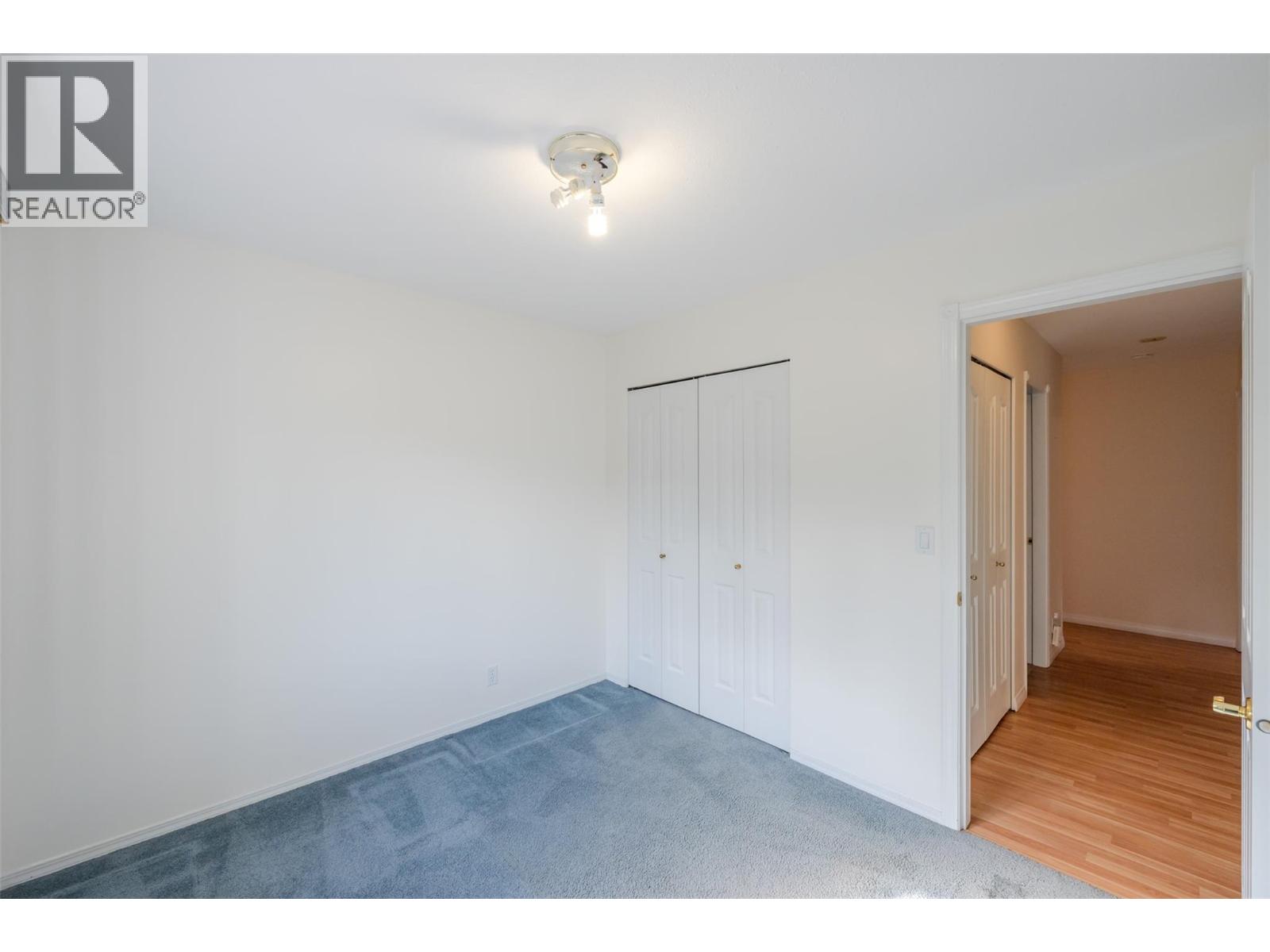 5001 Weldon Avenue, Summerland