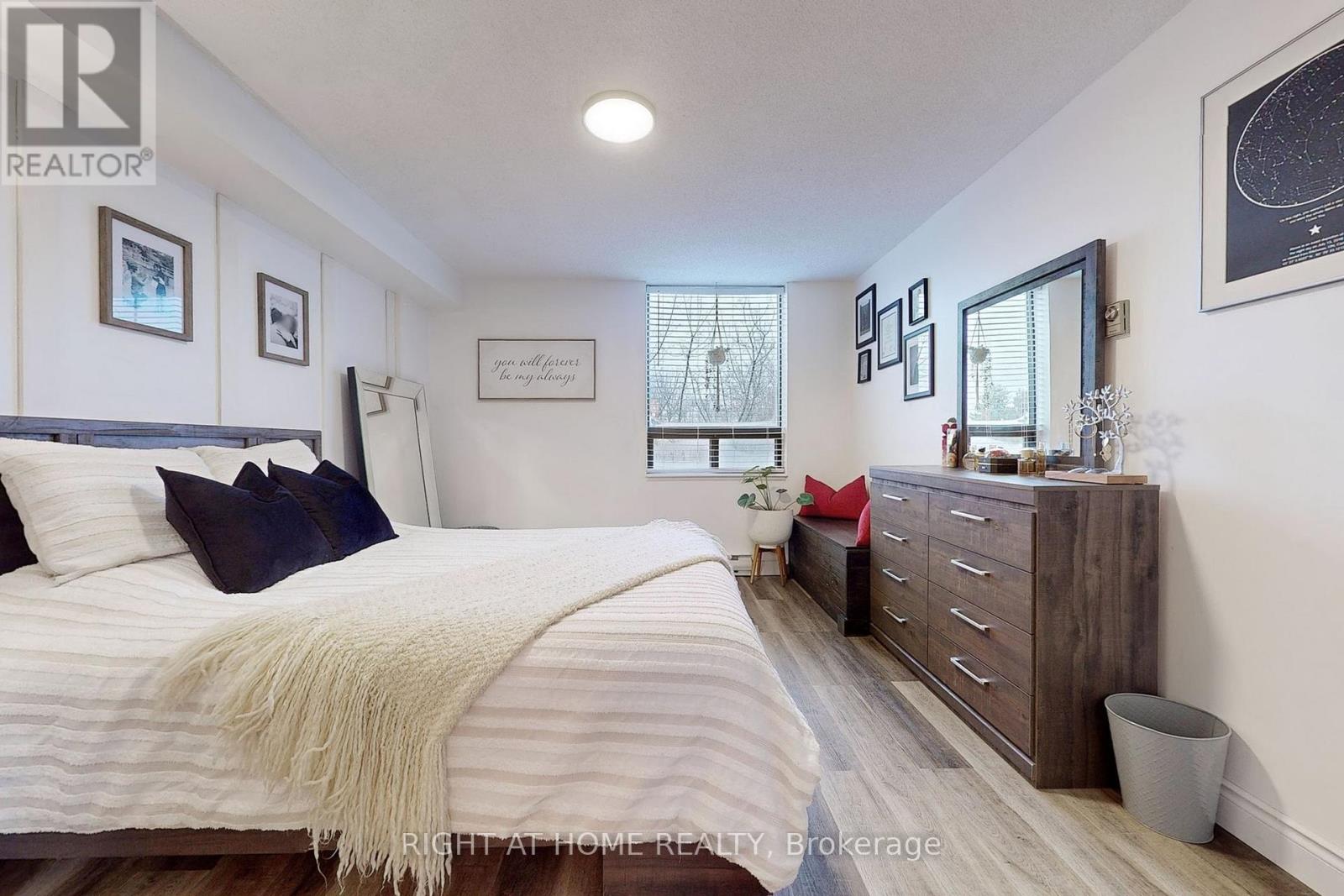 403 - 688 PRESTON PARKWAY — photo 14