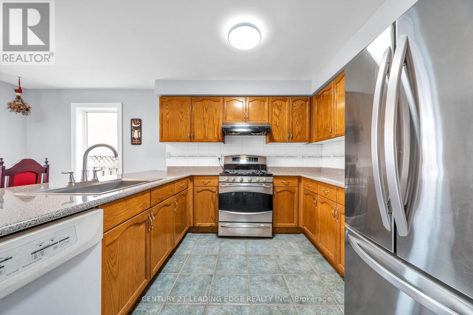 146 ROXBURY STREET - 15