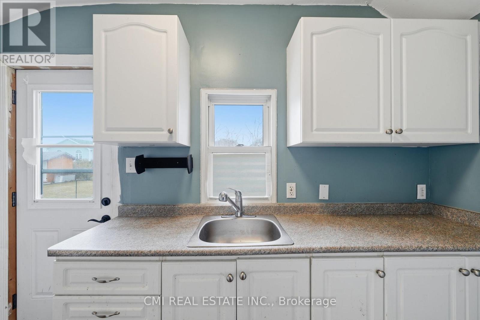 795 THIRD AVENUE - 21