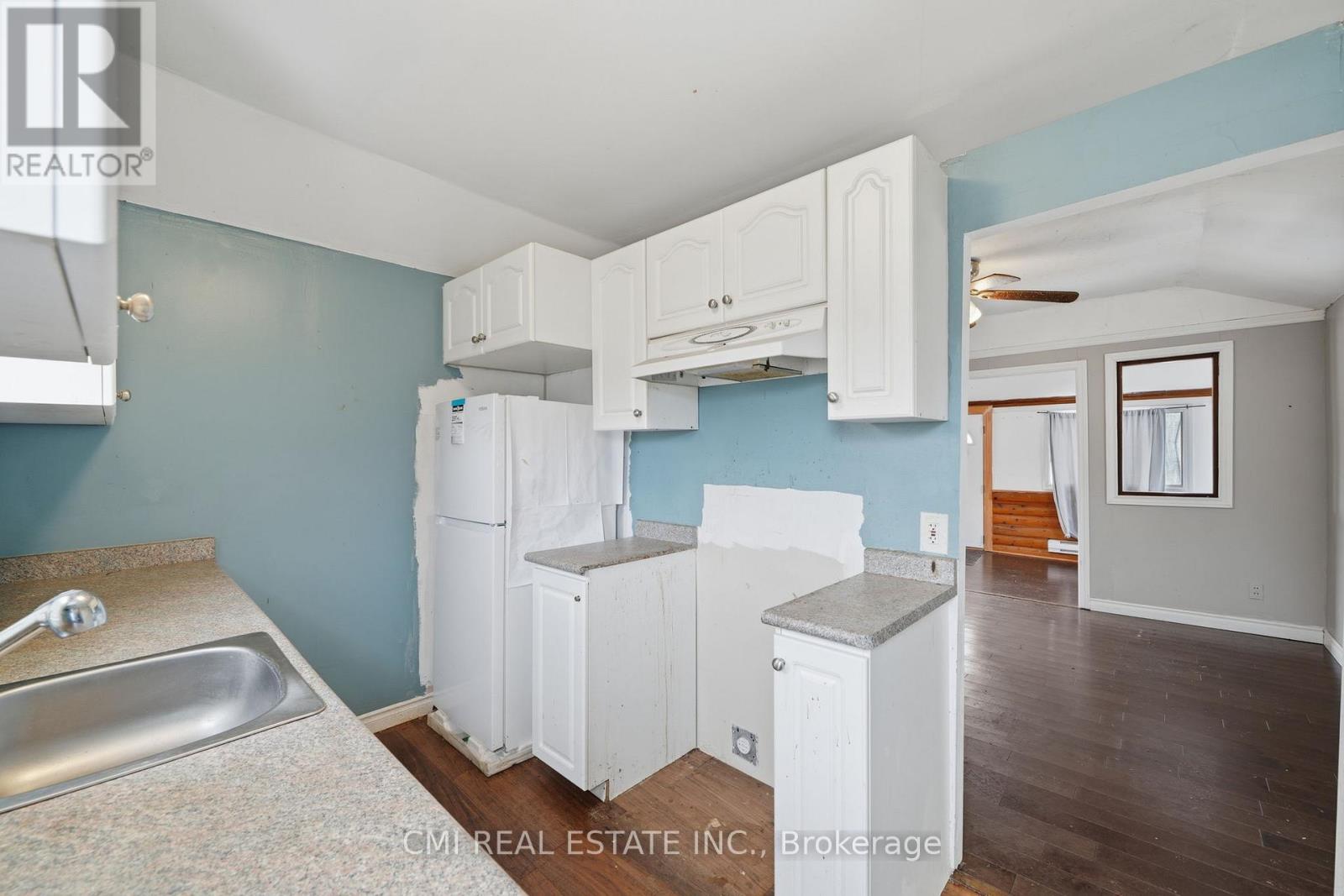 795 THIRD AVENUE - 8