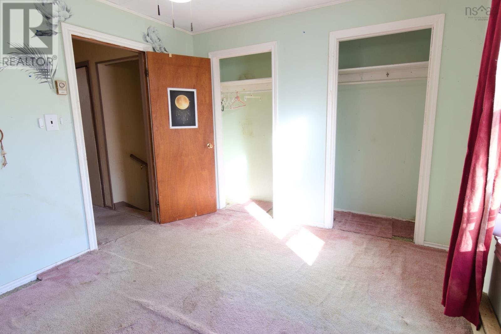 Property 24 of 30 of 7006 Highway 201