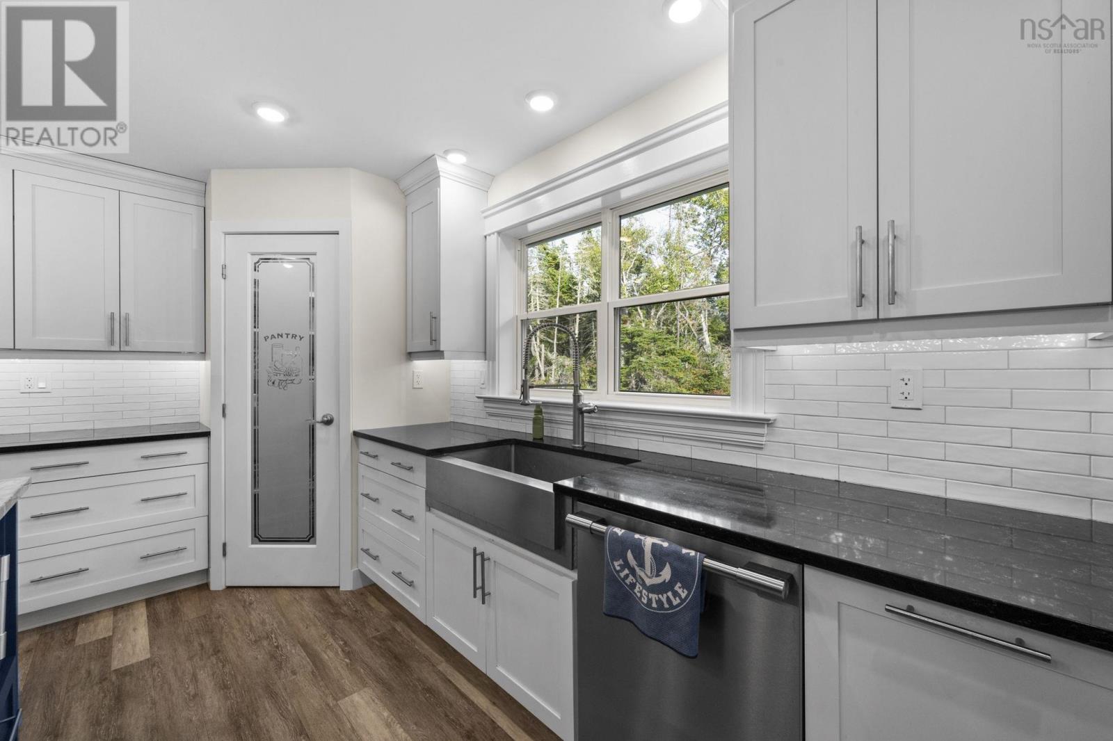 Property 17 of 52 of 365 Seligs Road