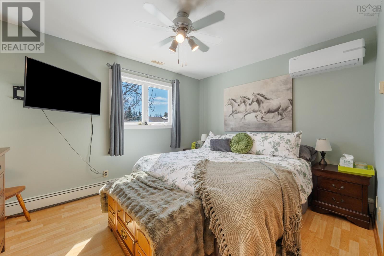 Property 26 of 47 of 2 Pinecrest Boulevard