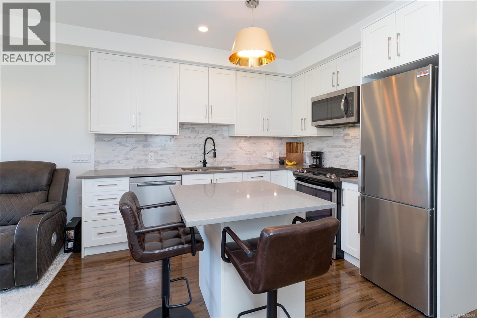 #105 745 Travino Lane - 8