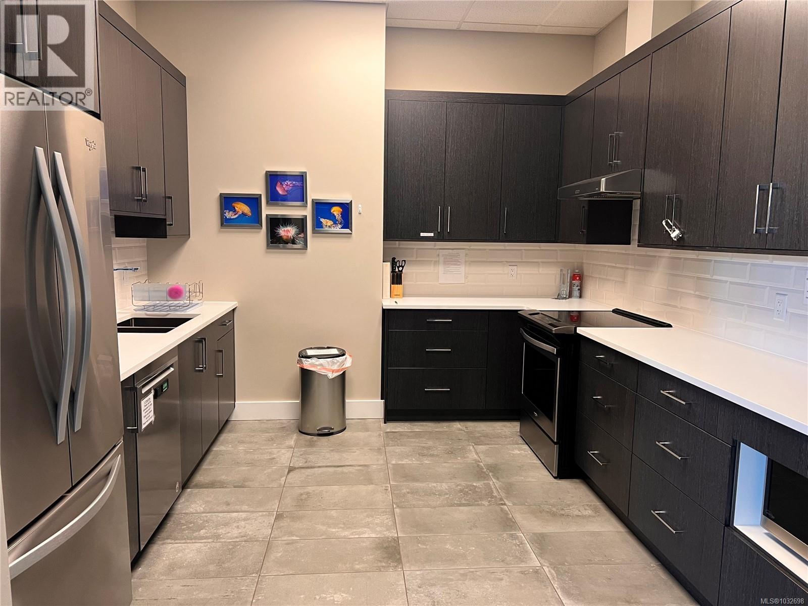 #105 745 Travino Lane - 29