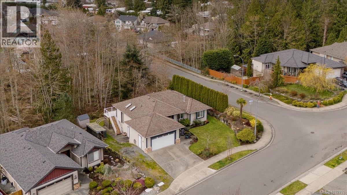 3209 WILLOWMERE CRES - 11