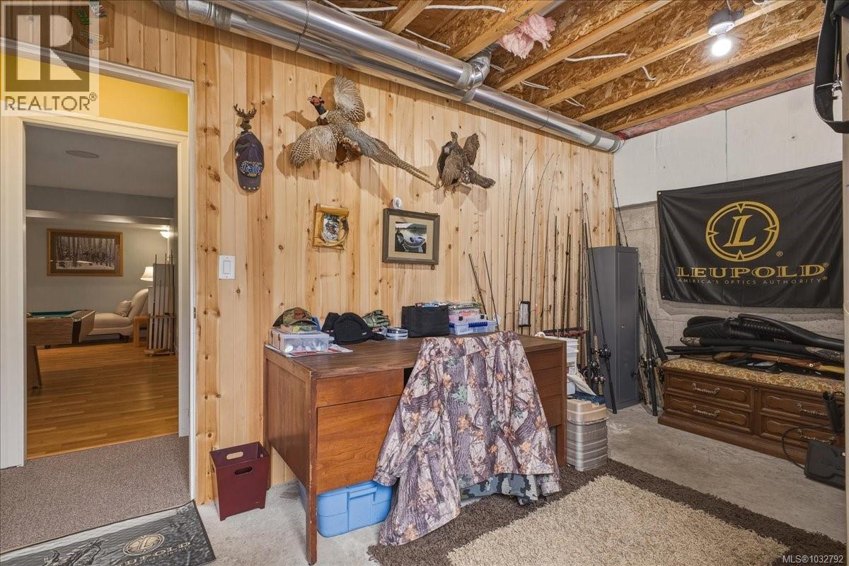 3209 WILLOWMERE CRES - 63