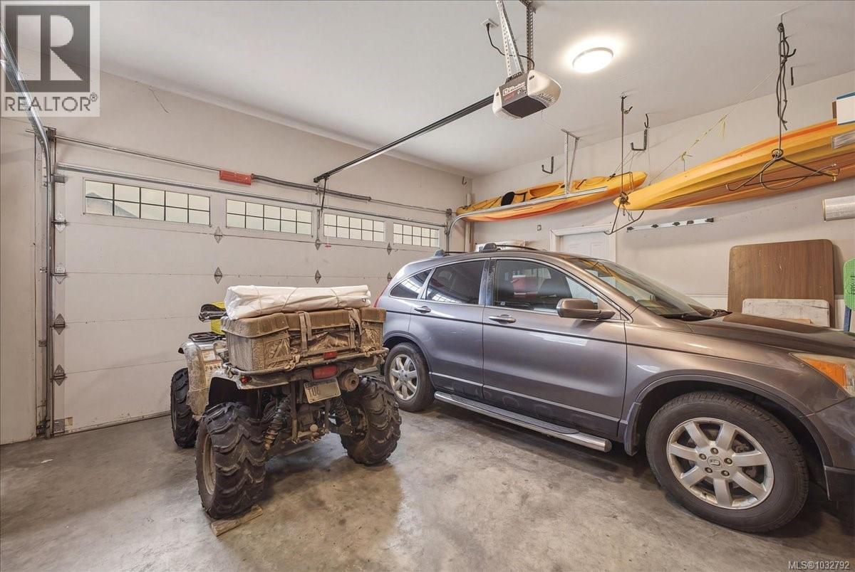 3209 WILLOWMERE CRES - 66