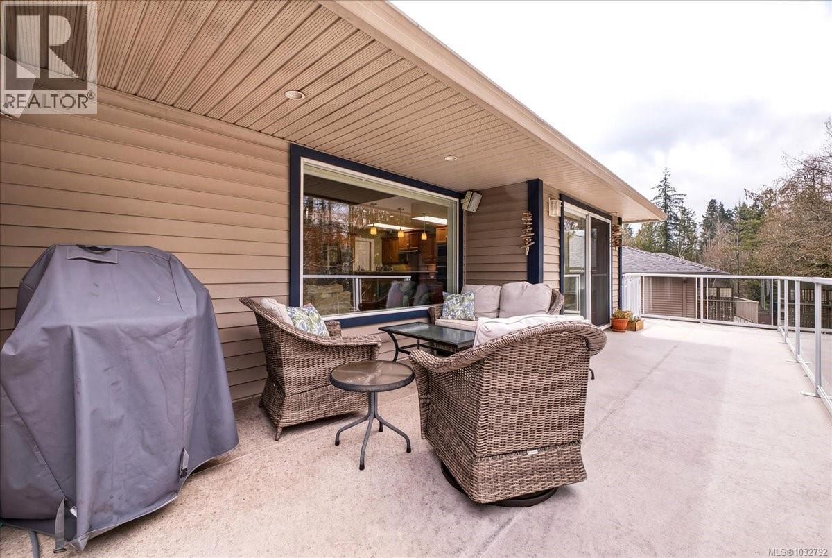 3209 WILLOWMERE CRES - 29