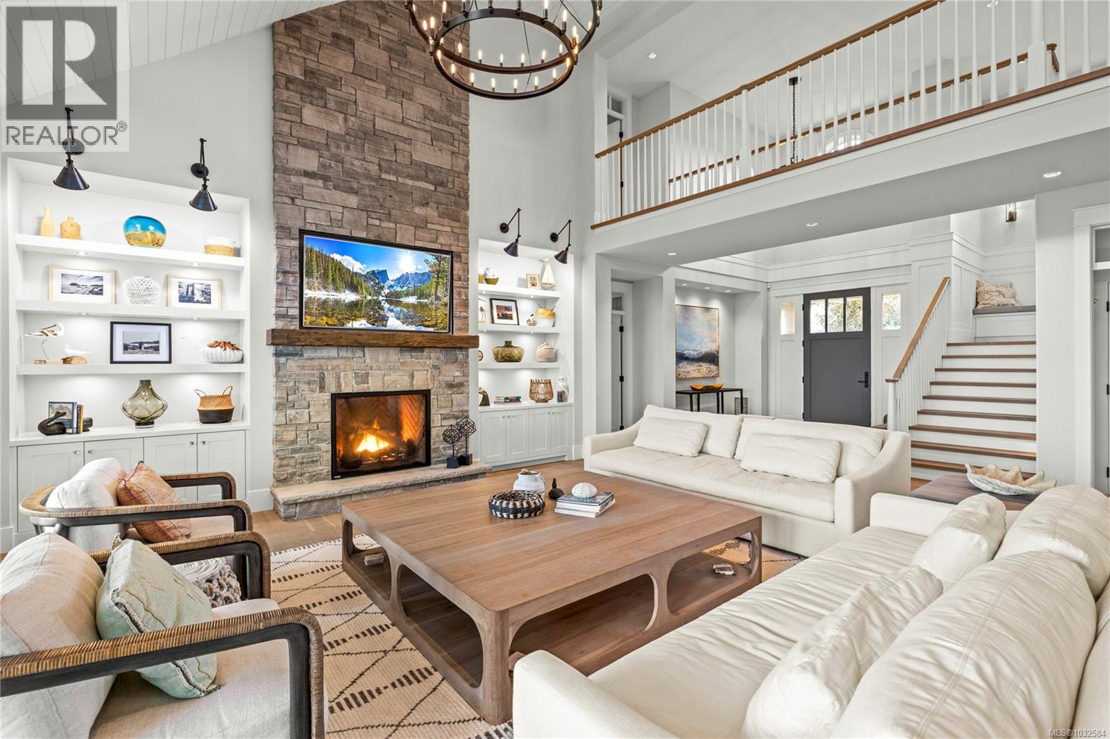 891 Bluffs Dr - 4