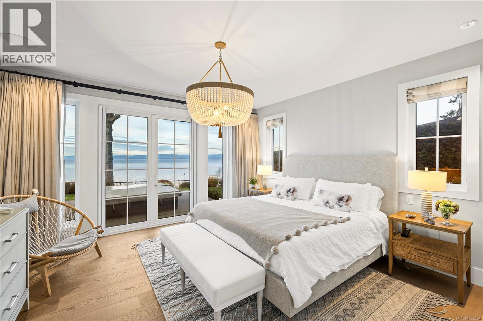 891 Bluffs Dr - 40