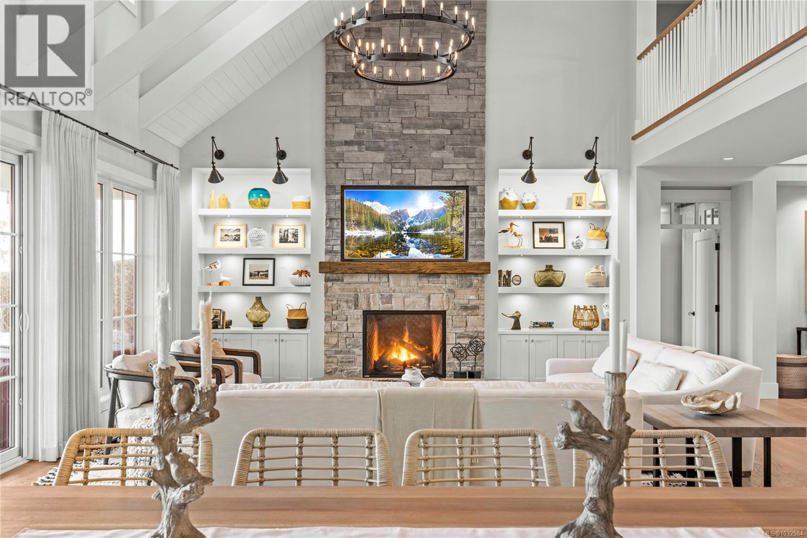 891 Bluffs Dr - 67