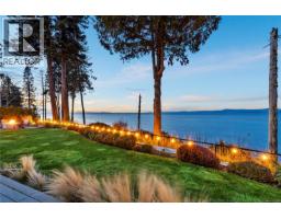 Living room - 891 Bluffs Dr, Qualicum Beach, BC V9K0A2 Photo 16