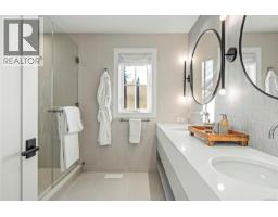 891 Bluffs Dr, Qualicum Beach, BC V9K0A2 Photo 29