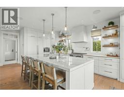 891 Bluffs Dr, Qualicum Beach, BC V9K0A2 Photo 36
